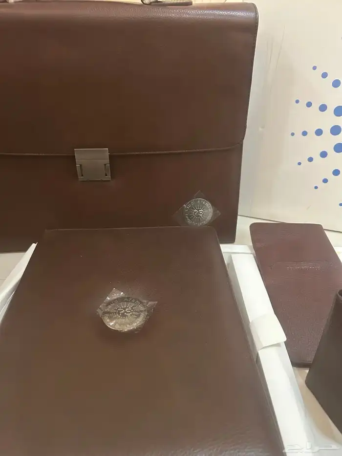 شنطه من الجلد الطبيعي 3