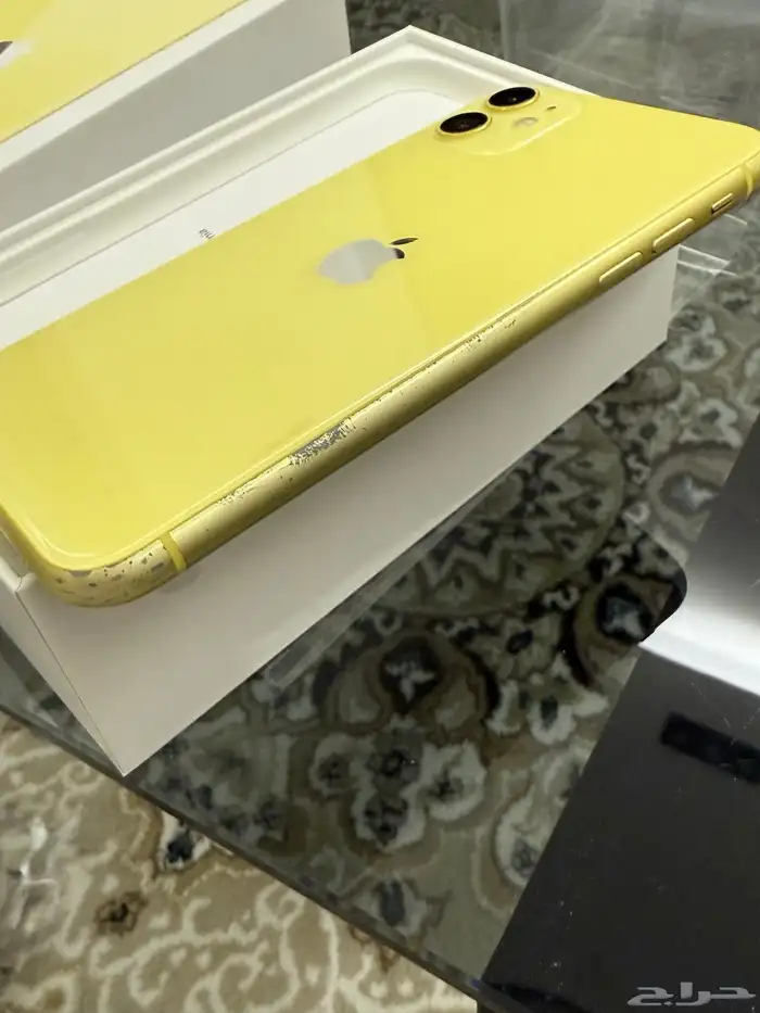 ايفون 11 اصفر 64 جيجا 4