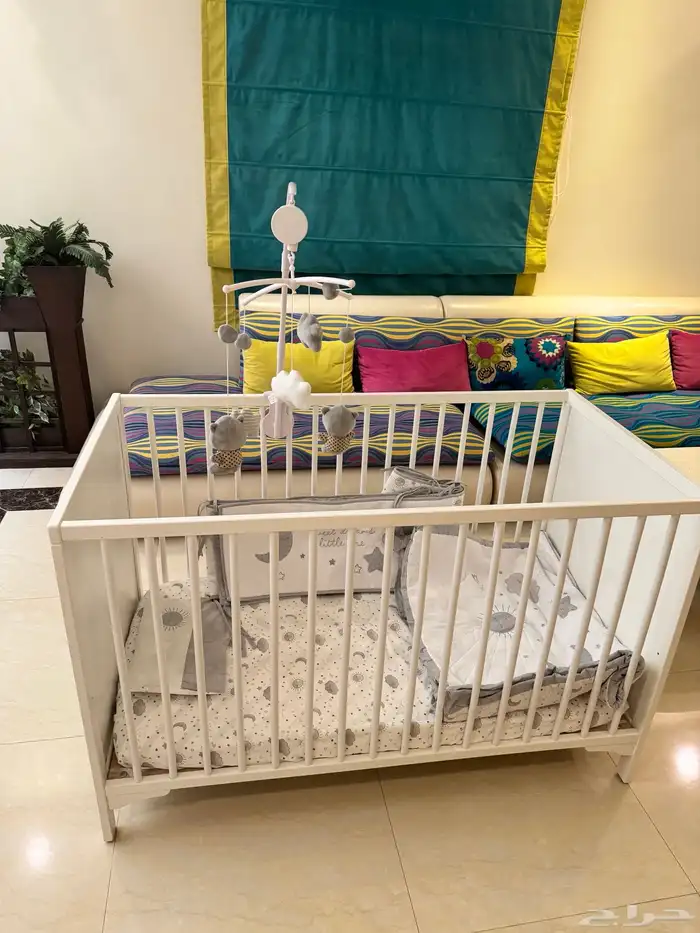 سرير اطفال 0