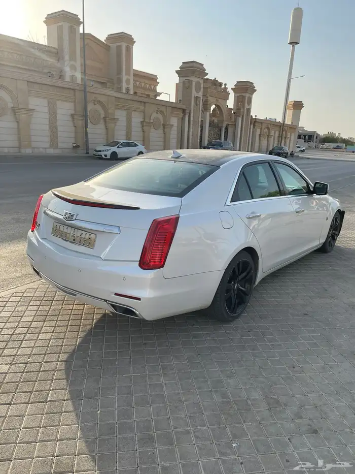 للبيع كاديلاك CTS 2015 2