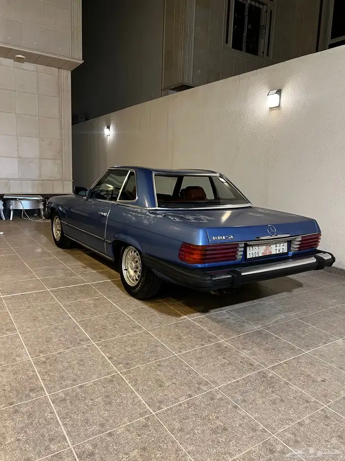 مرسيدس باب واحد كلاسيك موديل 1984 15
