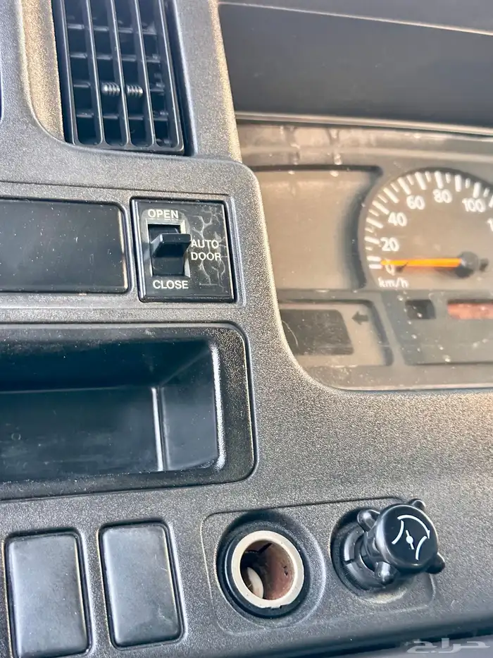 باص نيسان سيلفيان كوستر ديزل 30 راكب 45
