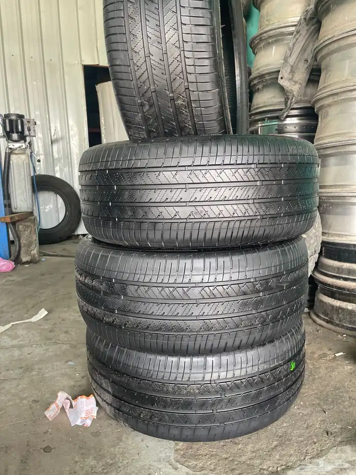 طقم كفرات برجستون 255 45 19 فورد توارس 2