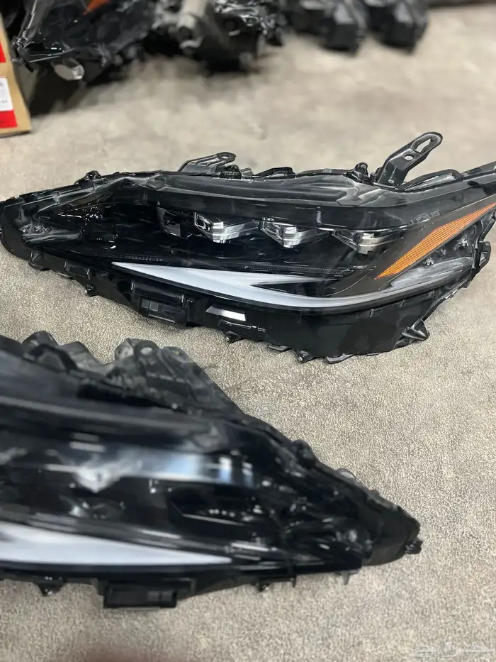 شمعات لكزس اي اس ثلاث عدسات اصليه وكاله 2019-2025 1