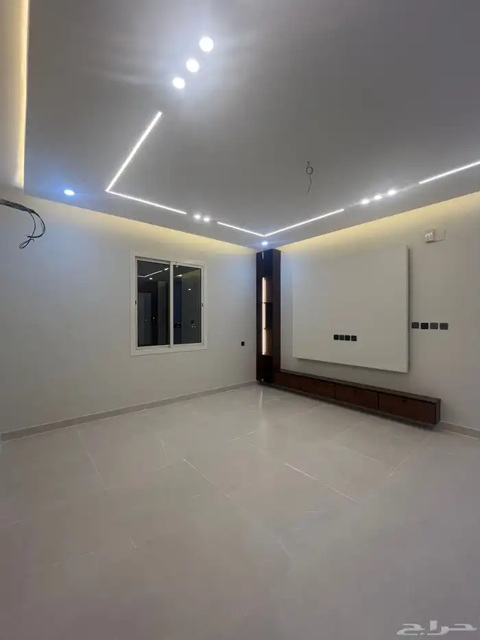 شقق ارضية وعلوية بحى البوادى للبيع 1