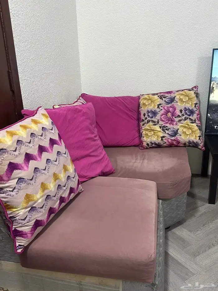 كنب مستعمل مريح ولا يوجد فيه كسر 3