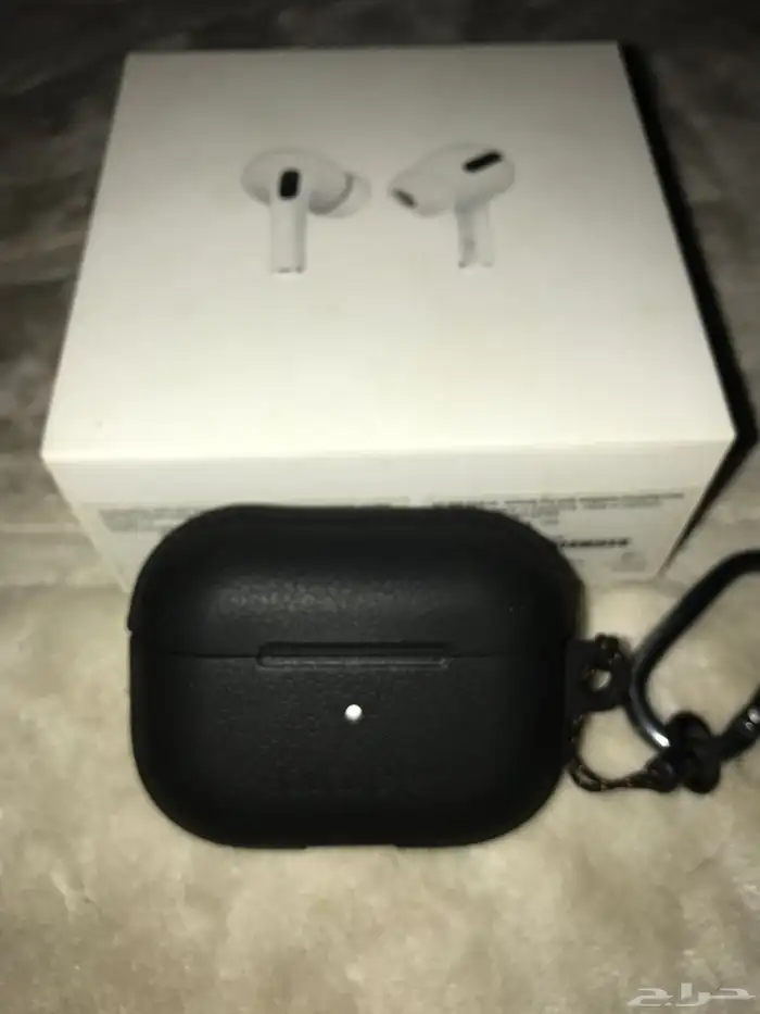 سماعة ابل AirPods Pro 4