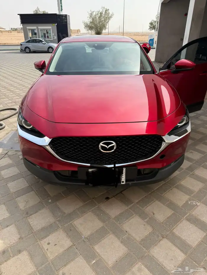 مازدا CX-30 ماشية 35000 مستخدمة لون احمر 0