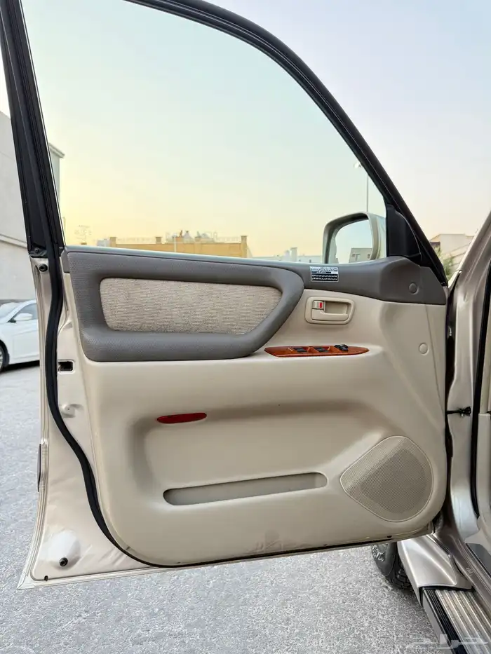 لاندكروزر GXR قير عادي - 2005 بريمي 23