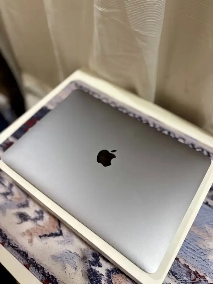 ماك بوك اير 2020 6