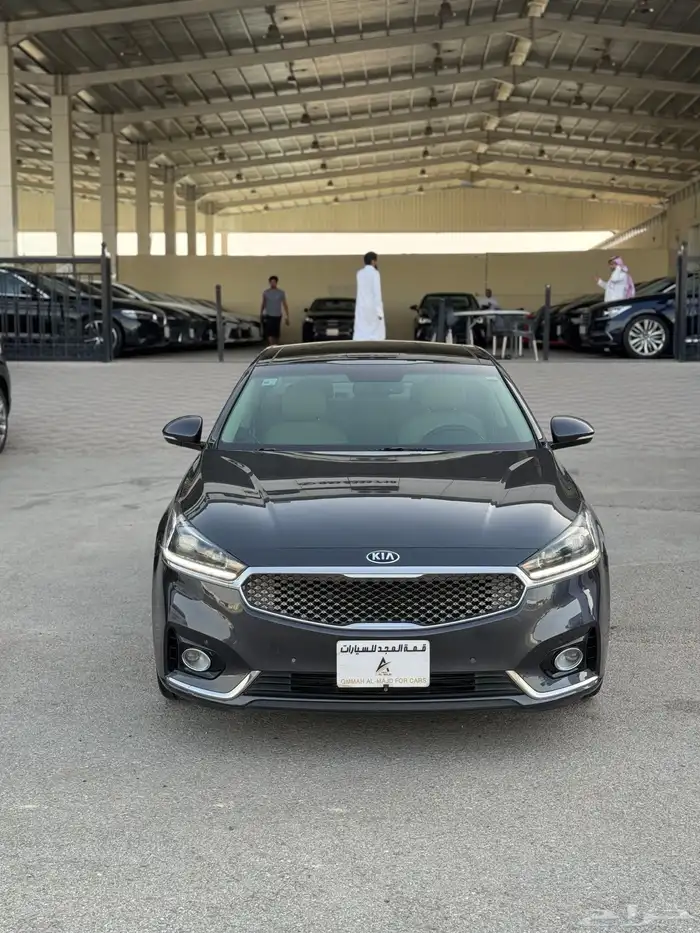 للبيع كيا كادينزا 2019 - نص فل - عداد 96 الف فقط 0