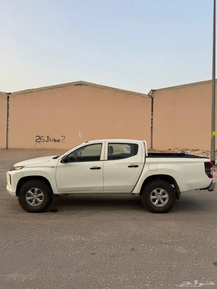 ونيت ميتسوبيشي L200 دبل 3