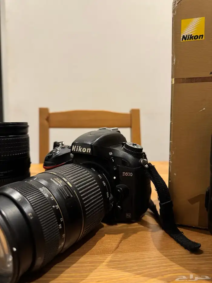كاميرا nikon d600 نظيفة مع عدسات 4