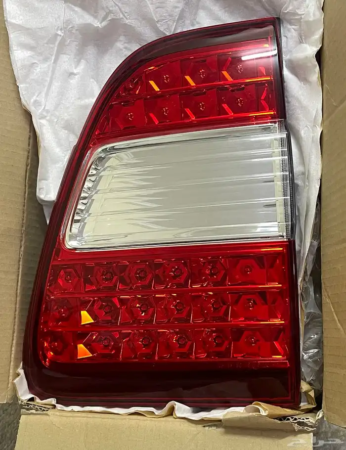 اسطب شنطة يمين لاند كروزر 2006-2007 جديد اصلي 0