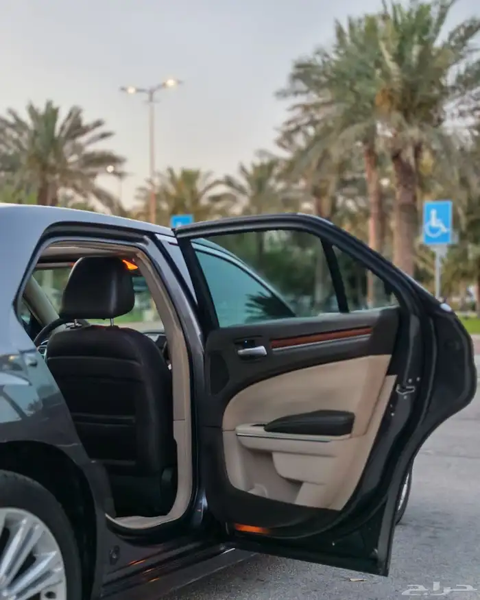 كرايسلر فل كامل هيمي نظيف 52