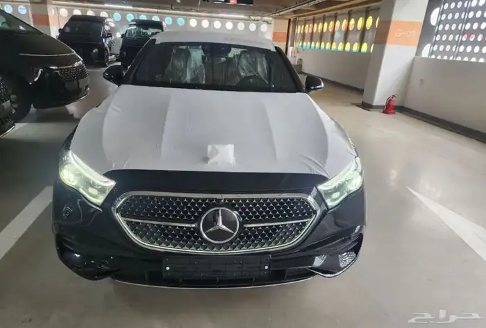 مرسيدس E300 AMG 2026 اصفارر 3
