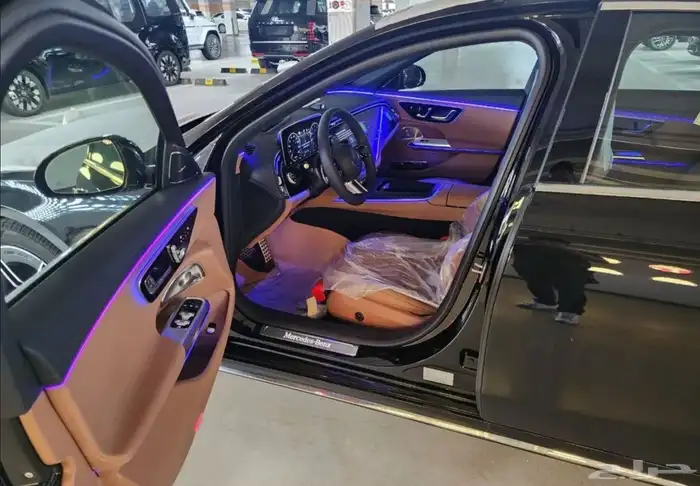 مرسيدس E300 AMG 2026 اصفارر 9