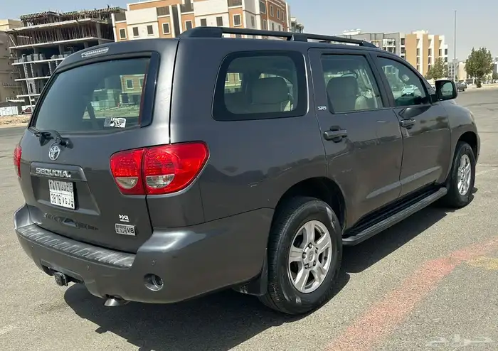 تويوتا سكويا 2015 2