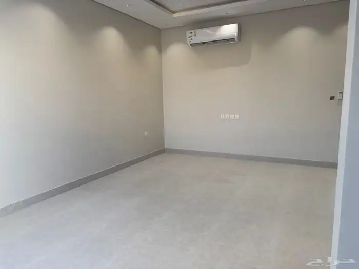 للايجار شقة حي النرجس جديدة 1