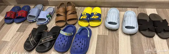 احذيه وشباشب. كل بسعر 1