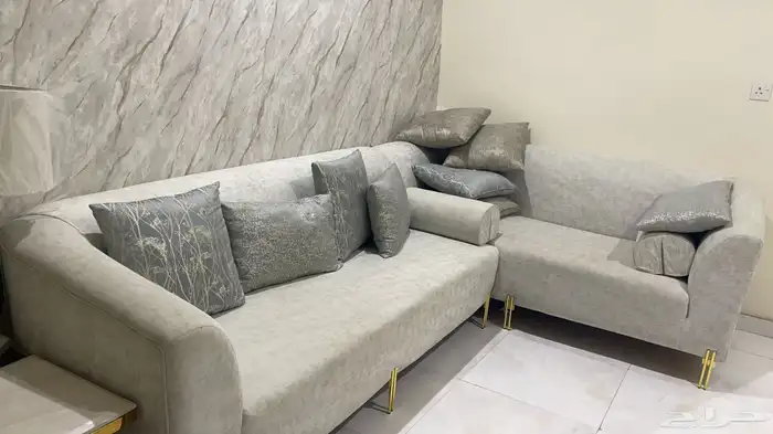 كنب مستعمل نظيف جدا ( مع المكارت والمخدات ) 0