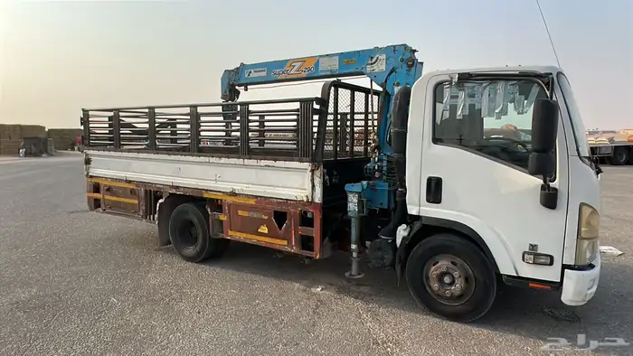 دنه هيدروليك 3 طن للإجار شهري يفضل مووسسه 3