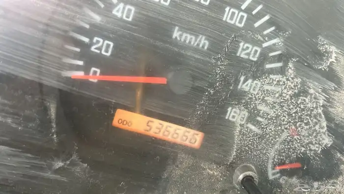 ايسوزو شاص 4.5 مديل 2015 7