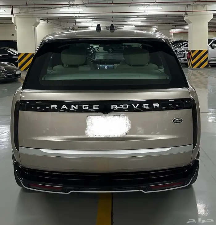 للبيع لاندروفر فيرست ادشن V8. 2022 ناغي على الضمان 4