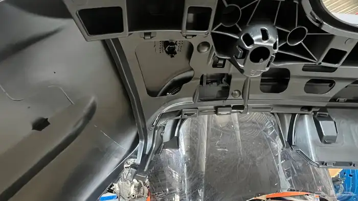 صدام خلفي مرسيدس s63 موديلات 2006-2013 14