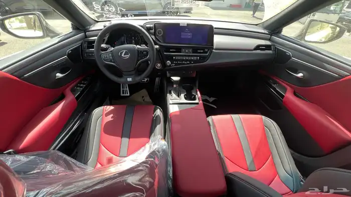 لكزس ES350 فئة F-سبورت 2025ب253.000 شامل الضريبة 4