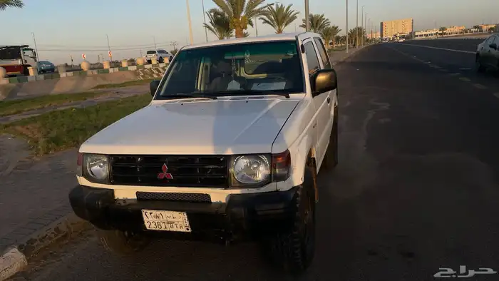 باجيرو مستبيشي موديل 2000 4