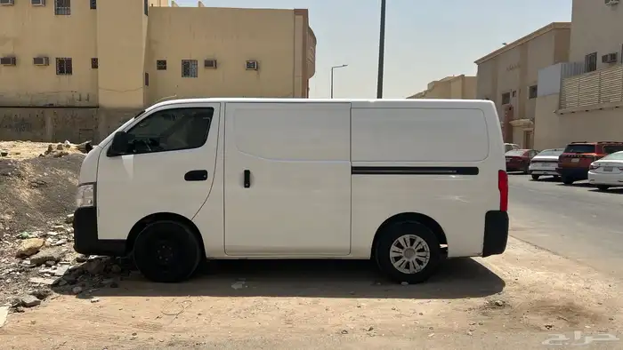باص نيسان اورفان 2023 1