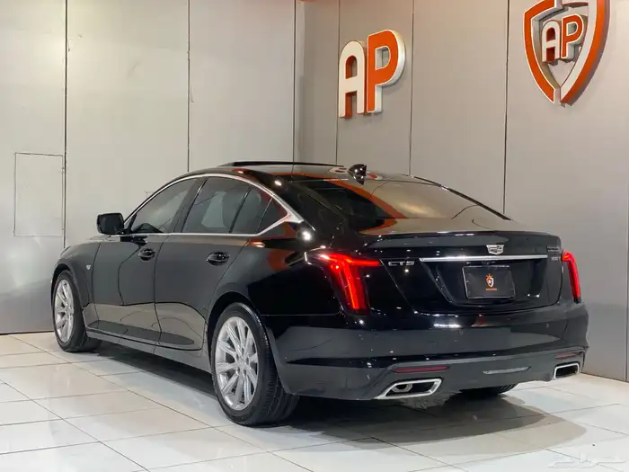 كاديلاك 2024 CT5 عداد (( 20 الف فقط)) 4