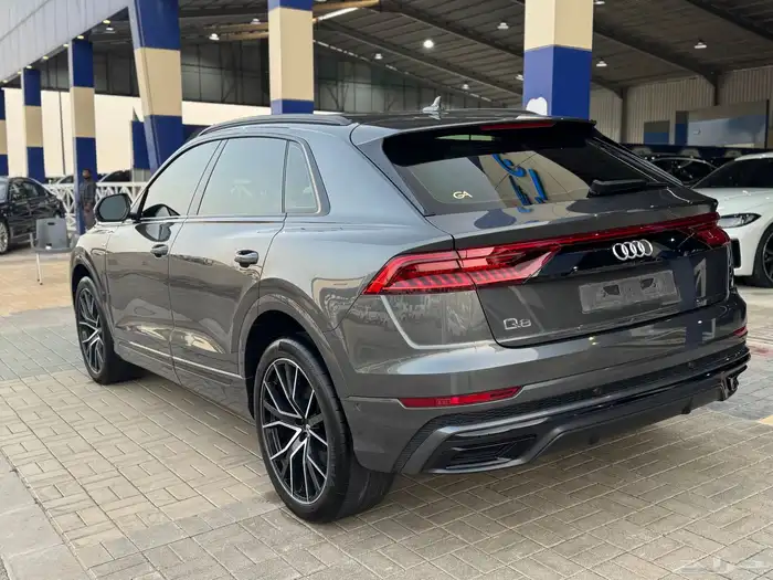 اودي Q8 2020 S line عداد 46 الف على الضمان 3