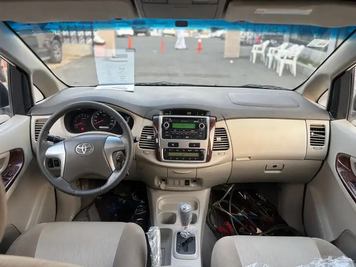 تويوتا أنوفا 2015 13