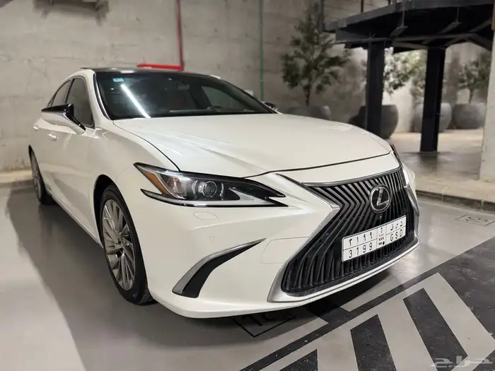 LEXUS ES 350 CC عبداللطيف جميل 10