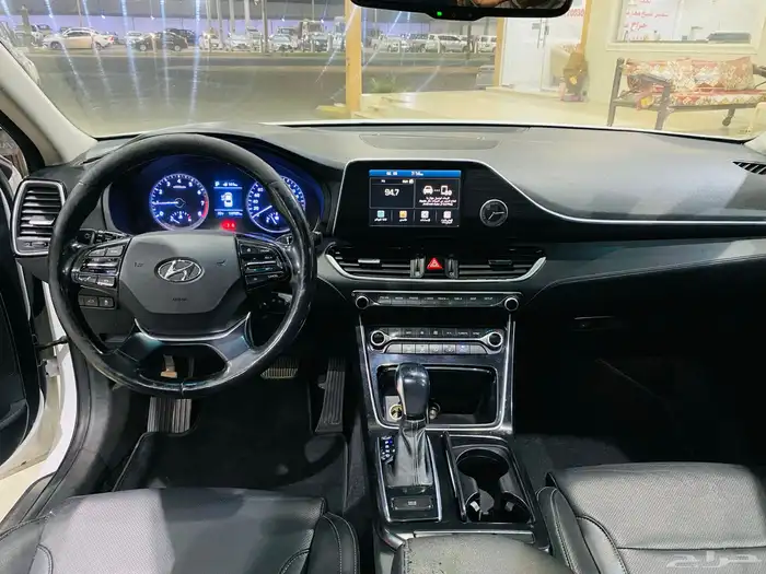 هيونداى أزيرا 2019 13