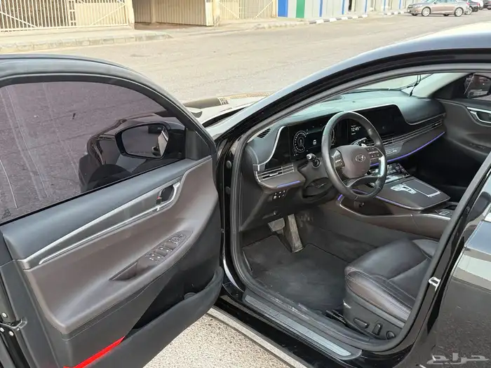 ( تم البيع ) ازيرا 2021 فل كامل بطاقة جمركية 7