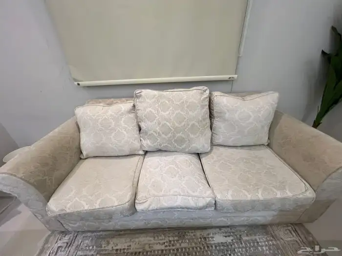 طقم كنب وسراير بيع عاجل بالمروج 0