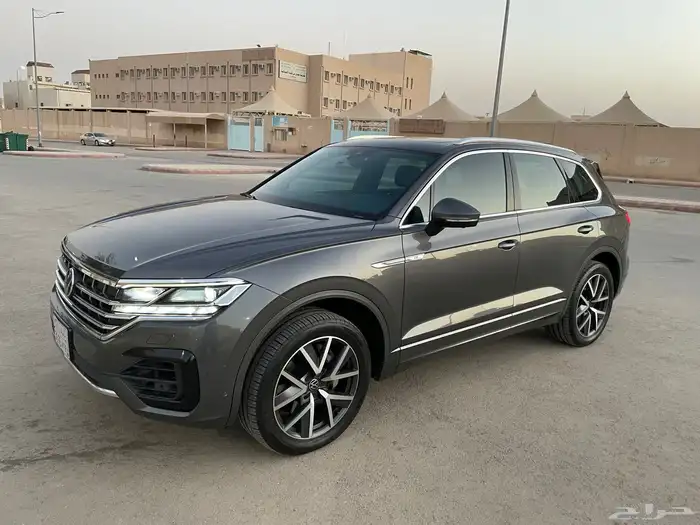 طوارق 2021 r-line شبه جديد 28