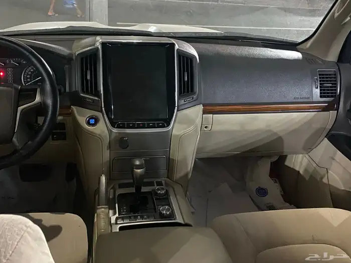 Land cruiser gxr 2018 5