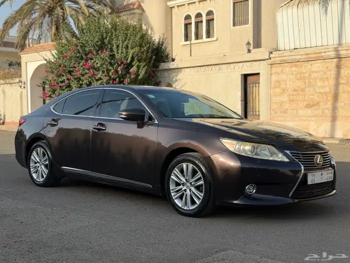 Lexus Es 350 cc 2013 - لكزس إي إس 350 سي سي 2013 0