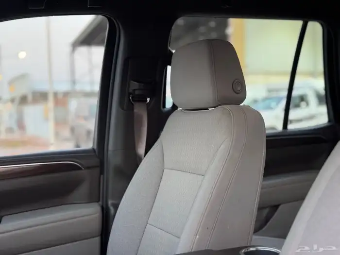GMC YOKON 2023 SLE 11