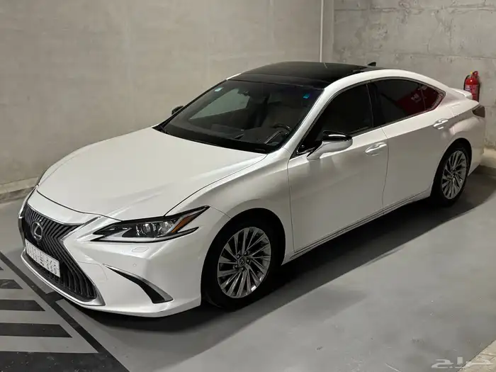 LEXUS ES 350 CC عبداللطيف جميل 0