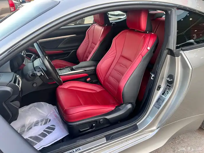 لكزس RC350 موديل 2023 9