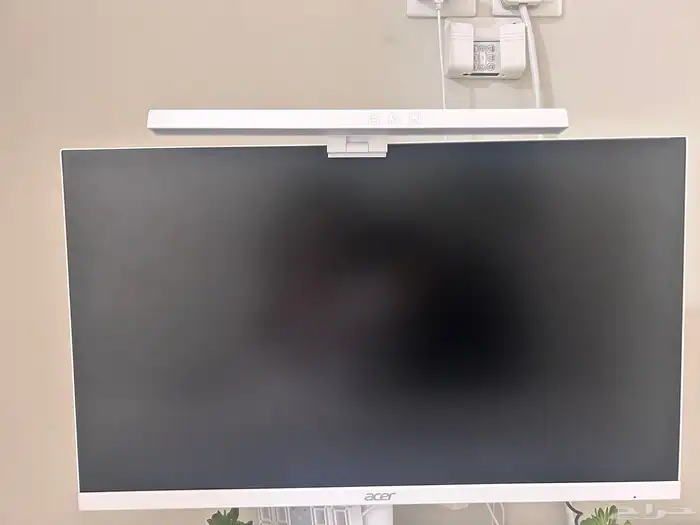شاشة ايسر للبيع 0
