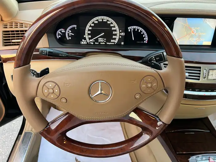 مرسيدس ( S350 ) الموديل 2010 ممشى قليل نظيف 32