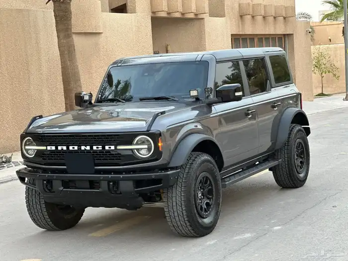 برونكو 2022 ماشي 93 الف بدي وكاله 6 سلندر وايلد ترك 0