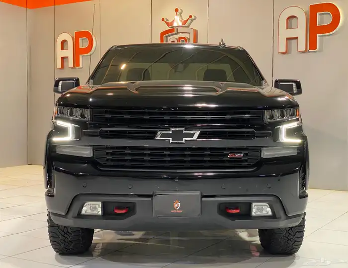 سلفرادو 2022 ( تريل بوس ) Z71 بحالة نظيفة جدا 4