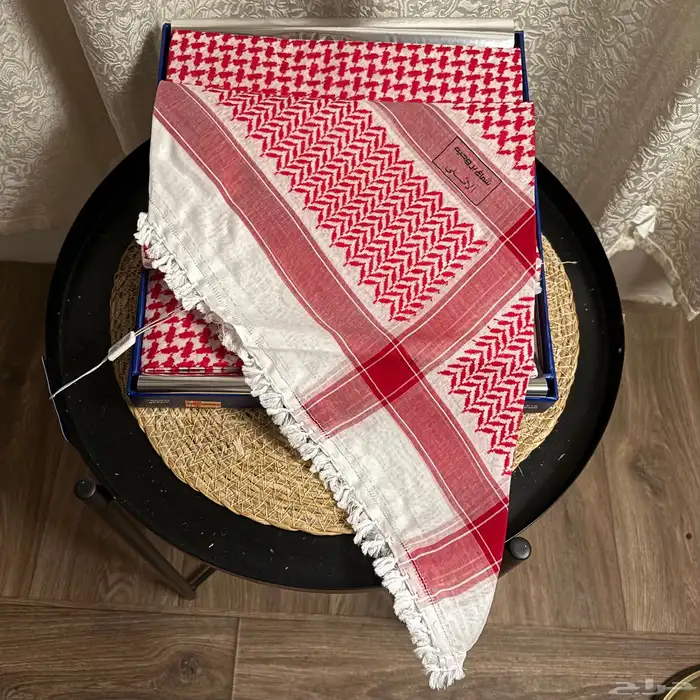 شماغ بروجية احمر شلش نادره 0